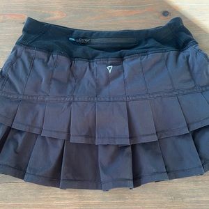 Regular Ivivva skirt!!!